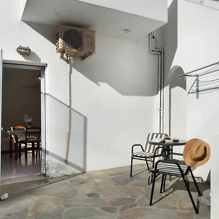 Apartment 7 Irida *