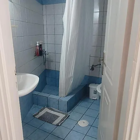 Apartment 7 Irida *